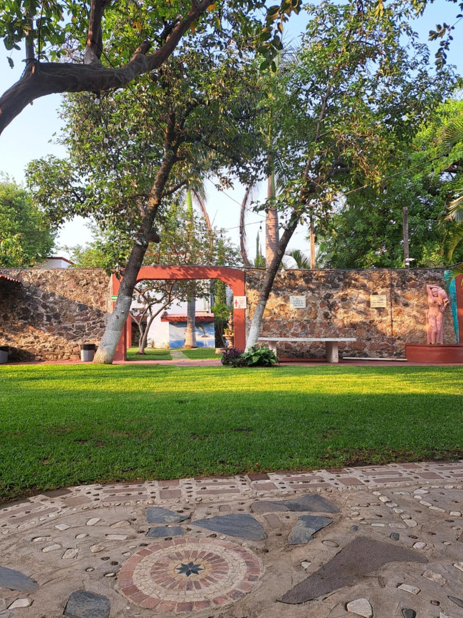 Hotel Quinta Paraiso Cocoyoc Bagian luar foto