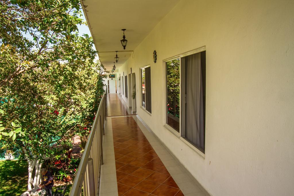 Hotel Quinta Paraiso Cocoyoc Bagian luar foto