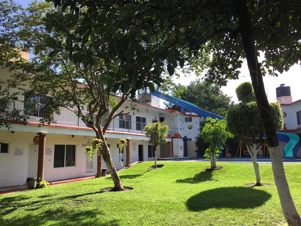 Hotel Quinta Paraiso Cocoyoc Bagian luar foto