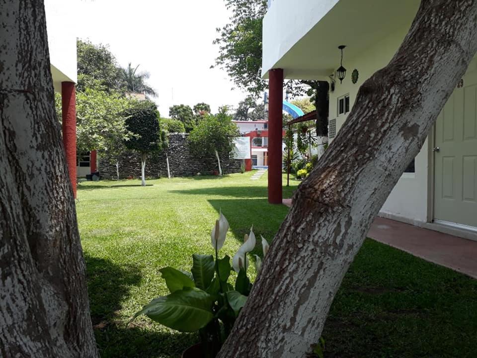 Hotel Quinta Paraiso Cocoyoc Bagian luar foto